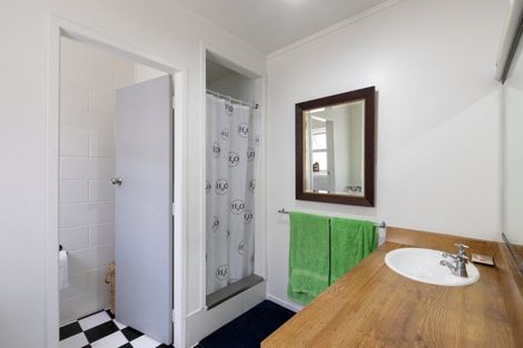 Photo of property in 114 Hinewa Road, Otumoetai, Tauranga, 3110