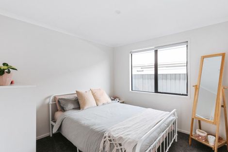 Photo of property in 15 Godwit Lane, Welcome Bay, Tauranga, 3112