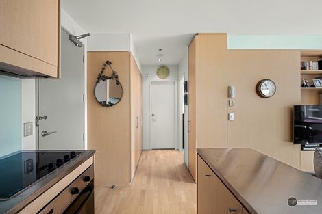 Photo of property in Sanctum Apartment, 10 Ebor Street, Te Aro, Wellington, 6011