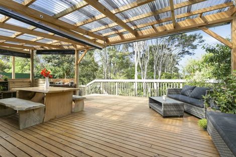 Photo of property in 27 Awhiorangi Promenade, Swanson, Auckland, 0816