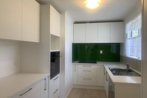 Photo of property in 143 Edmonton Road, Te Atatu South, Auckland, 0610