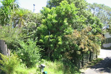 Photo of property in 60 Kia Ora Road, Beach Haven, Auckland, 0626