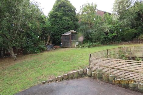 Photo of property in 25 Edmonton Road, Henderson, Auckland, 0612