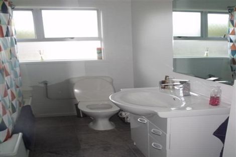 Photo of property in 3/8a Christie Crescent, Havelock North, 4130