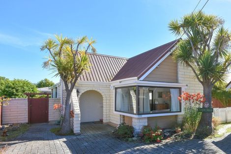 Photo of property in 50b Hargest Crescent, Saint Kilda, Dunedin, 9012