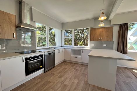 Photo of property in 7 Ninian Street, Highbury, Wellington, 6012