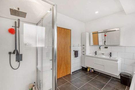 Photo of property in 255 Cambridge Street, Levin, 5510