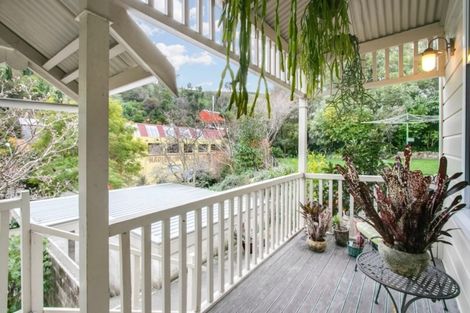 Photo of property in 27 Main Street, Hospital Hill, Napier, 4110