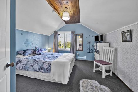 Photo of property in 70 Collins Street, Hawera, 4610