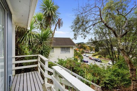 Photo of property in 26 Fyvie Avenue, Tawa, Wellington, 5028