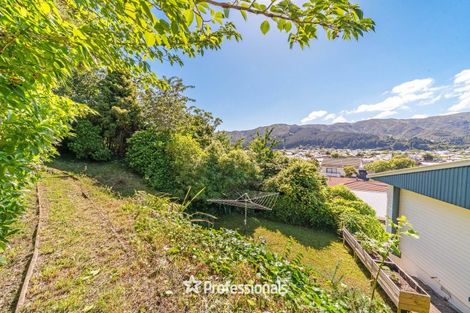 Photo of property in 8 Harlow Grove, Wainuiomata, Lower Hutt, 5014