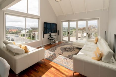 Photo of property in 9 Nalanda Crescent, Broadmeadows, Wellington, 6035