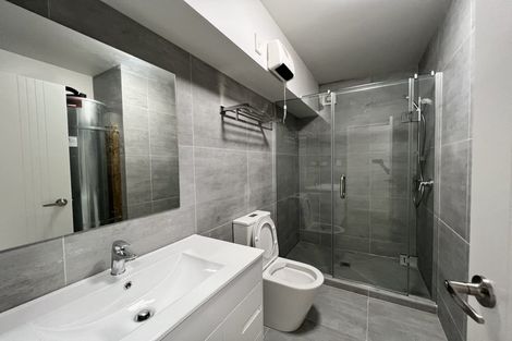 Photo of property in 1/43b Waimumu Road, Massey, Auckland, 0614