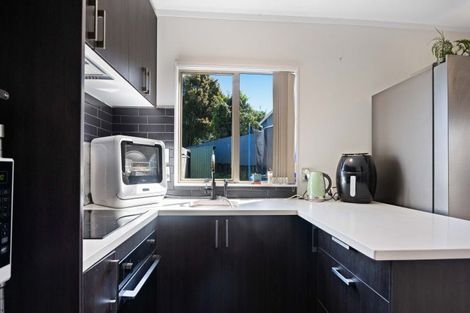 Photo of property in 4b Fernleigh Avenue, Waiuku, 2123