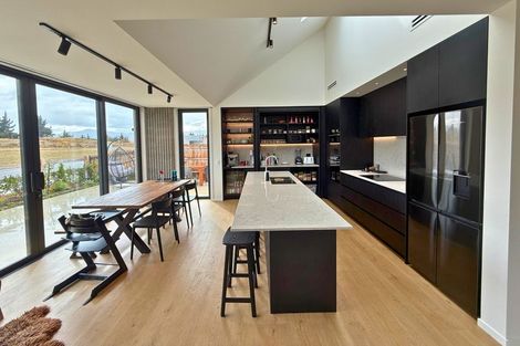 Photo of property in 2 Moonstone Street, Albert Town, Wanaka, 9305