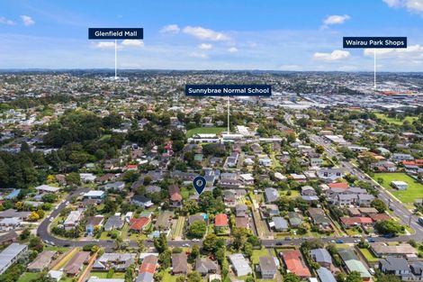 Photo of property in 2/21 Evelyn Place, Hillcrest, Auckland, 0627