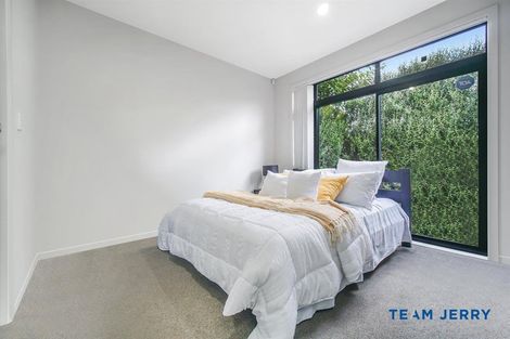 Photo of property in 2 Gallantry Crescent, Papakura, 2110