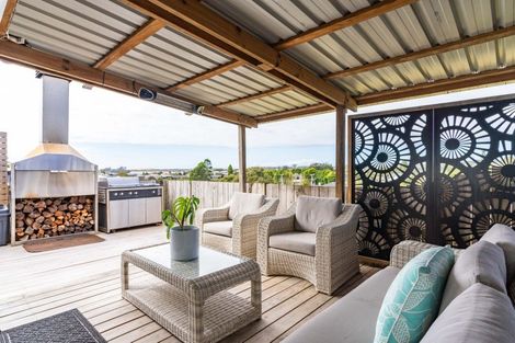 Photo of property in 6a Takahe Place, Mangawhai, 0505