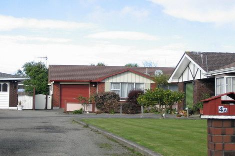 Photo of property in 4a Woodfield Avenue, Roslyn, Palmerston North, 4414