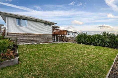 Photo of property in 37 Josh Road, Huapai, Kumeu, 0810