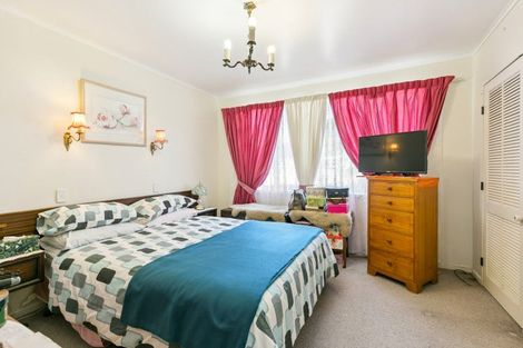 Photo of property in 24 Turriff Crescent, Tawa, Wellington, 5028