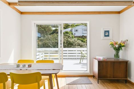 Photo of property in 42 Buckingham Street, Melrose, Wellington, 6023