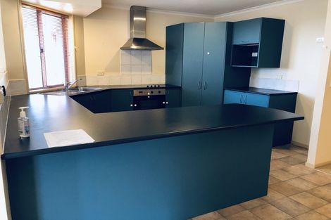 Photo of property in 17a Lesa Annis Place, Henderson, Auckland, 0612