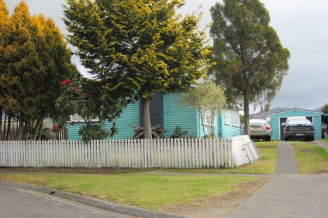 Photo of property in 4 Te Mitiotu Grove, Turangi, 3334
