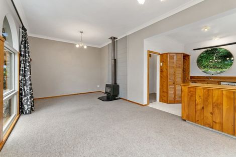 Photo of property in 76 Leinster Avenue, Raumati South, Paraparaumu, 5032