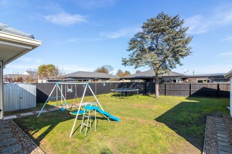 Photo of property in 12 Wimborne Crescent, Aranui, Christchurch, 8061
