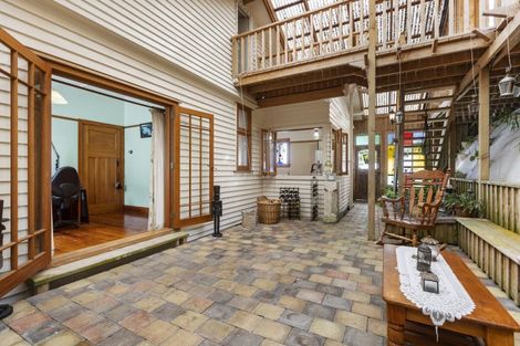 Photo of property in 22 Peace Avenue, Moturoa, New Plymouth, 4310