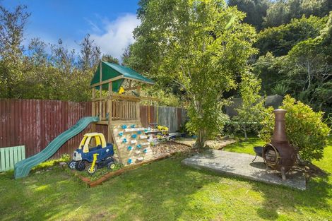 Photo of property in 43 Gillespies Road, Birchville, Upper Hutt, 5018