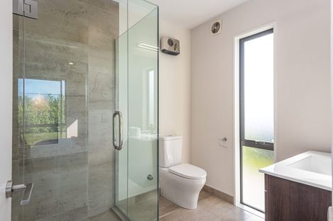 Photo of property in 2 Inverness Lane, Redcliffs, Christchurch, 8081