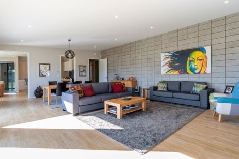 Photo of property in 56 Te Karaka Drive, Te Puna, Tauranga, 3174