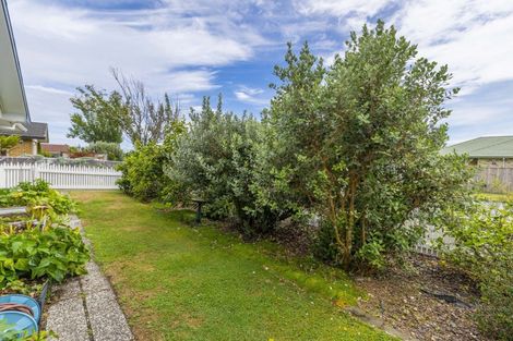 Photo of property in 36 Sylvan Avenue, Waikanae, 5036