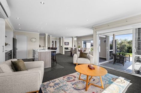 Photo of property in 1 Whakatomo Place, Havelock North, 4130