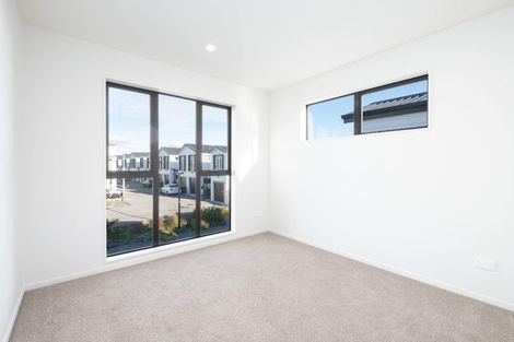 Photo of property in 11 Waotapuke Place, Papakura, 2110