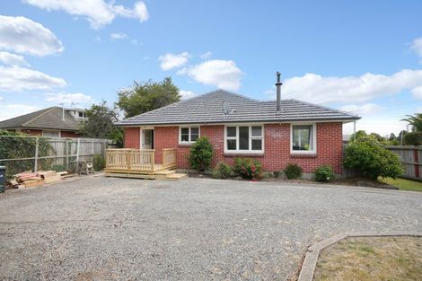 Photo of property in 44 Vancouver Crescent, Wainoni, Christchurch, 8061