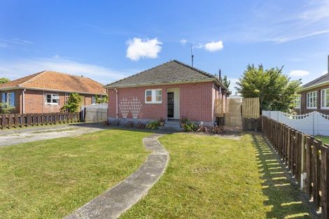Photo of property in 37 Rangiora Avenue, Roslyn, Palmerston North, 4414