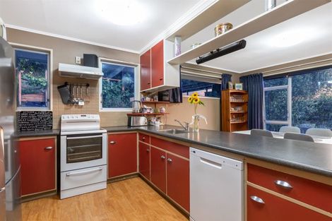 Photo of property in 5 Brora Crescent, Papakowhai, Porirua, 5024