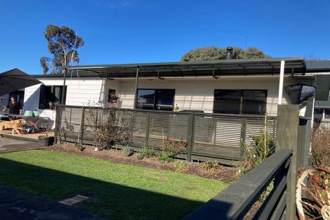 Photo of property in 18 Wye Street, Rongotea, 4476