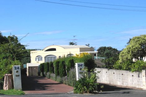 Photo of property in 24 Rock Isle Road, Torbay, Auckland, 0630