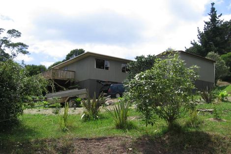 Photo of property in 69 Erua Road, Ostend, Waiheke Island, 1081