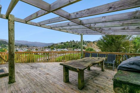Photo of property in 29 Thomas Street, Stokes Valley, Lower Hutt, 5019