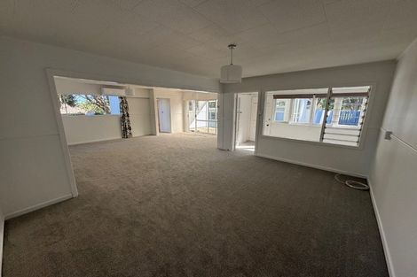 Photo of property in 495a Weymouth Road, Weymouth, Auckland, 2103