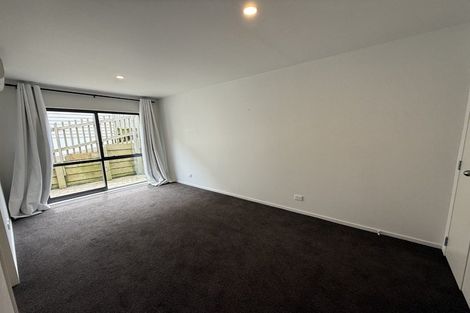 Photo of property in 106a Glanmire Road, Newlands, Wellington, 6037