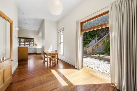 Photo of property in 176 Derwent Street, Island Bay, Wellington, 6023
