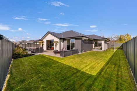 Photo of property in 14 Stowell Drive, Cromwell, 9310