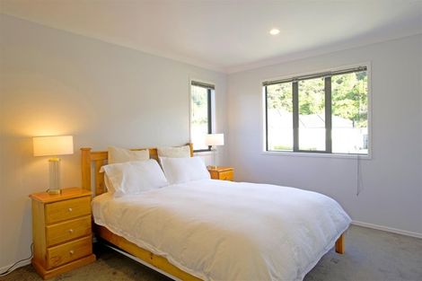 Photo of property in 36 Kurth Crescent, Silverstream, Upper Hutt, 5019