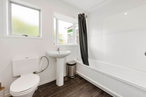 Photo of property in 1/41 Don Buck Road, Massey, Auckland, 0614